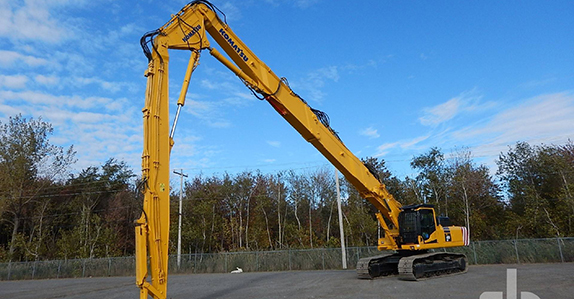2009 Komatsu PC450HRD-8 high reach demolition excavator sold in auction by Ritchie Bros. 2009 Komatsu PC450HRD-8 high reach demolition excavator sold in auction by Ritchie Bros.