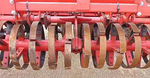 Vertical Tillage Disc sold at a Ritchie Bros. farm equipment auction Vertical Tillage Disc sold at a Ritchie Bros. farm equipment auction